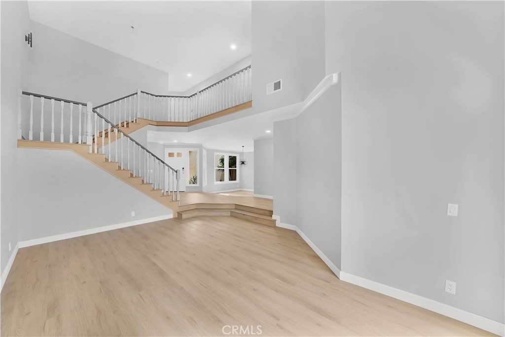 6082 Eaglecrest Drive - Photo 4
