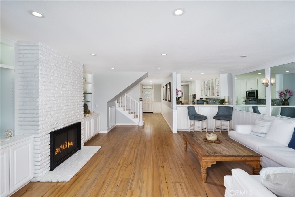 4021 Aladdin Drive - Photo 4