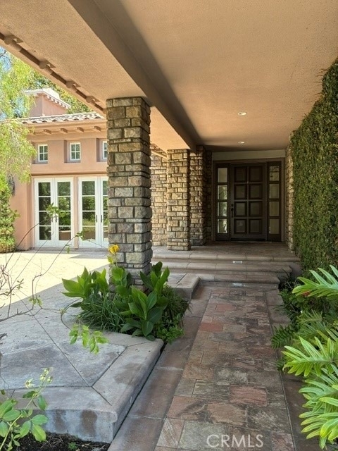 32 Gleneagles Drive - Photo 2