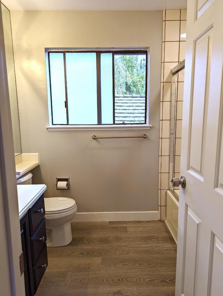 6525 Idlewild Court - Photo 13