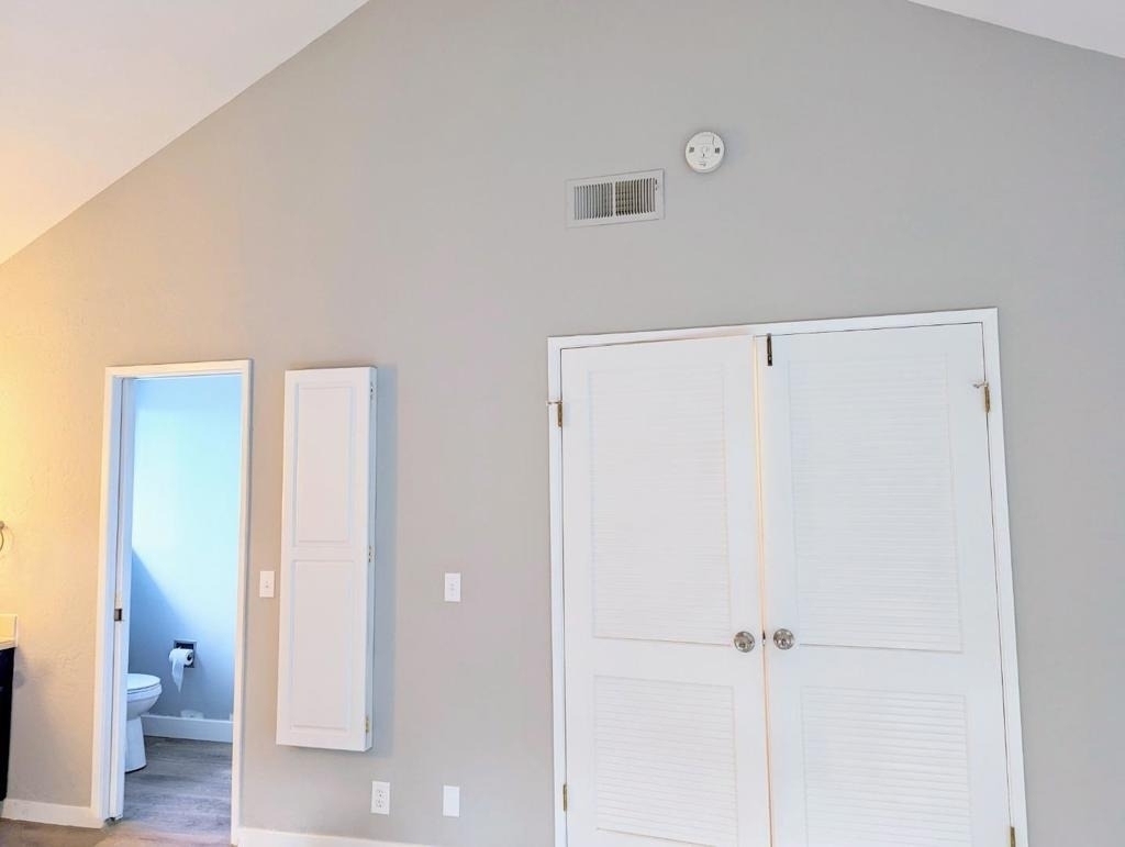 6525 Idlewild Court - Photo 10