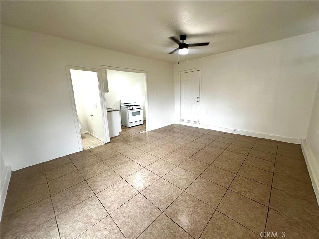 13906 Grant Street - Photo 2
