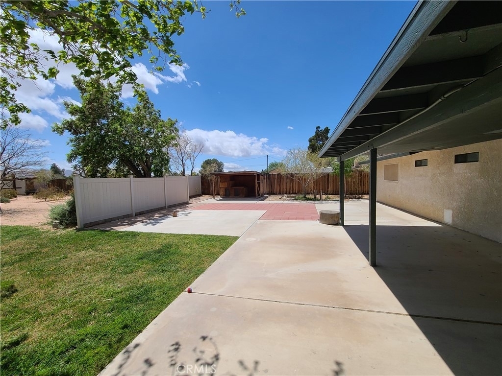 13881 Jicarilla Road - Photo 15
