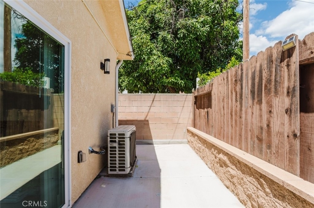 16713 Devonshire Street - Photo 30