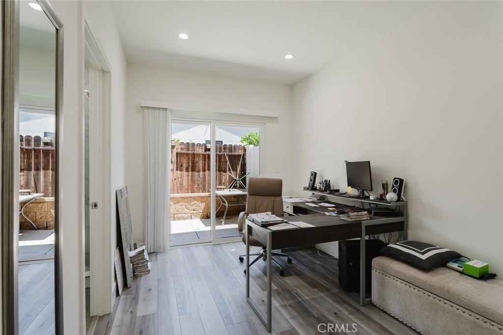 16713 Devonshire Street - Photo 24