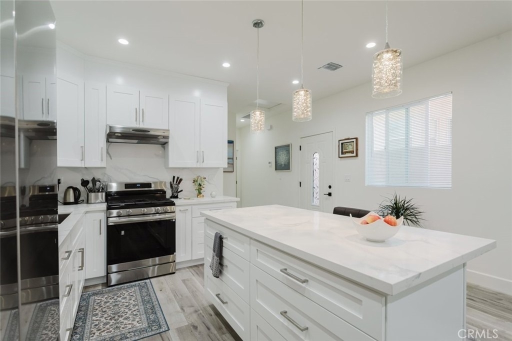 16713 Devonshire Street - Photo 15