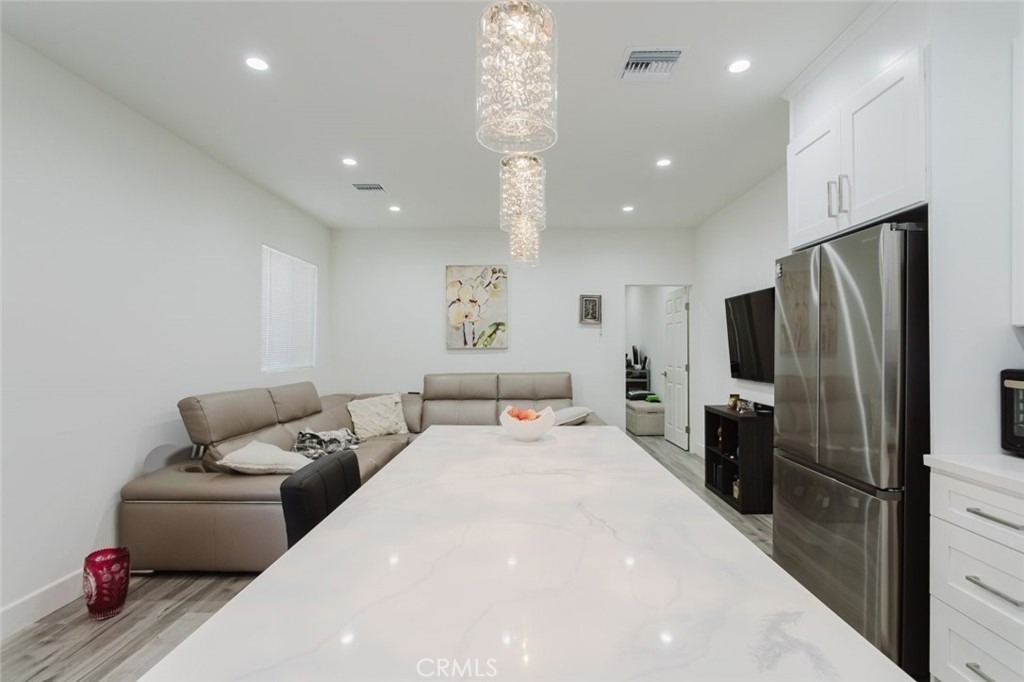 16713 Devonshire Street - Photo 3