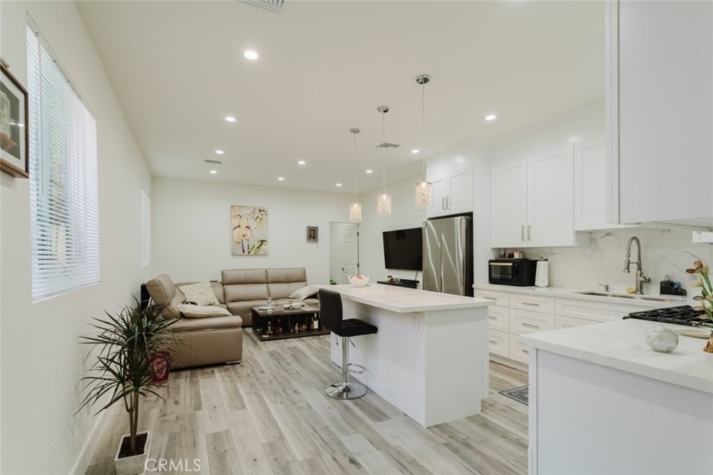 16713 Devonshire Street - Photo 8