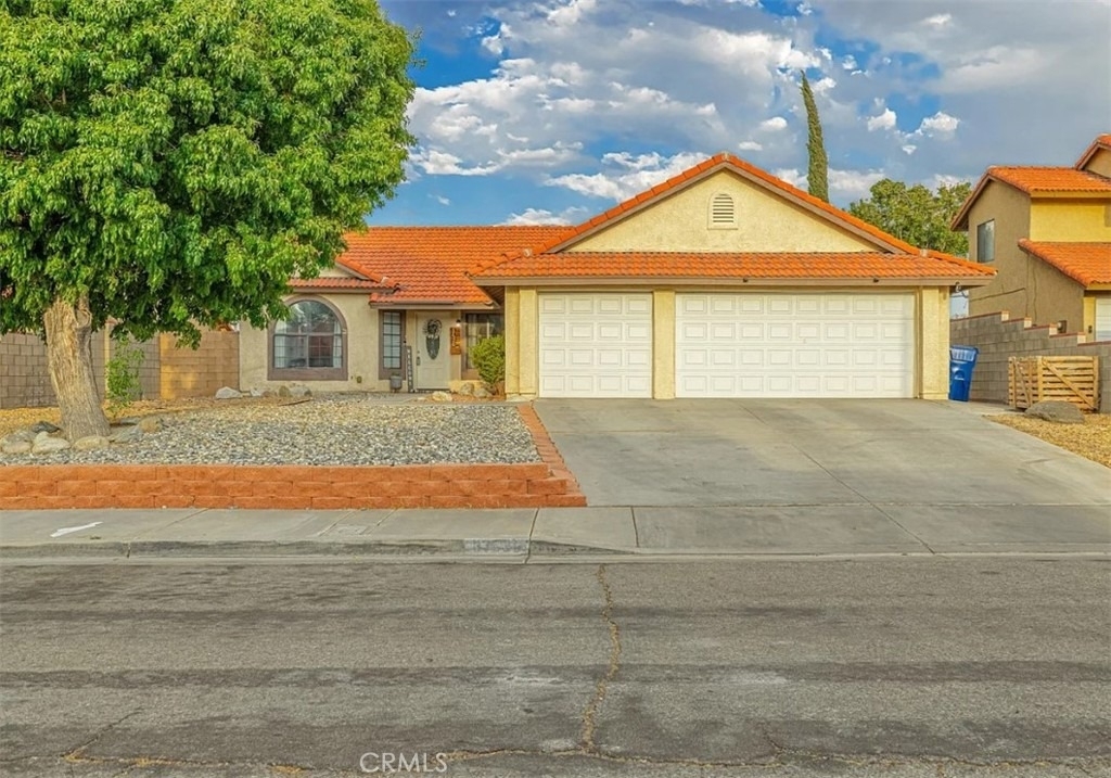 37526 Rose Street - Photo 0
