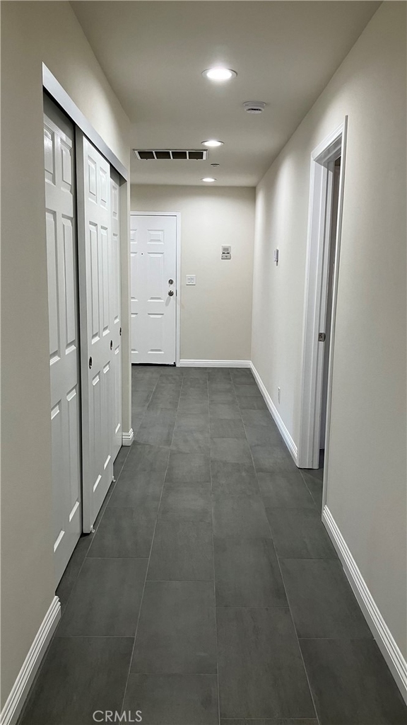 838 Fairview Avenue - Photo 8