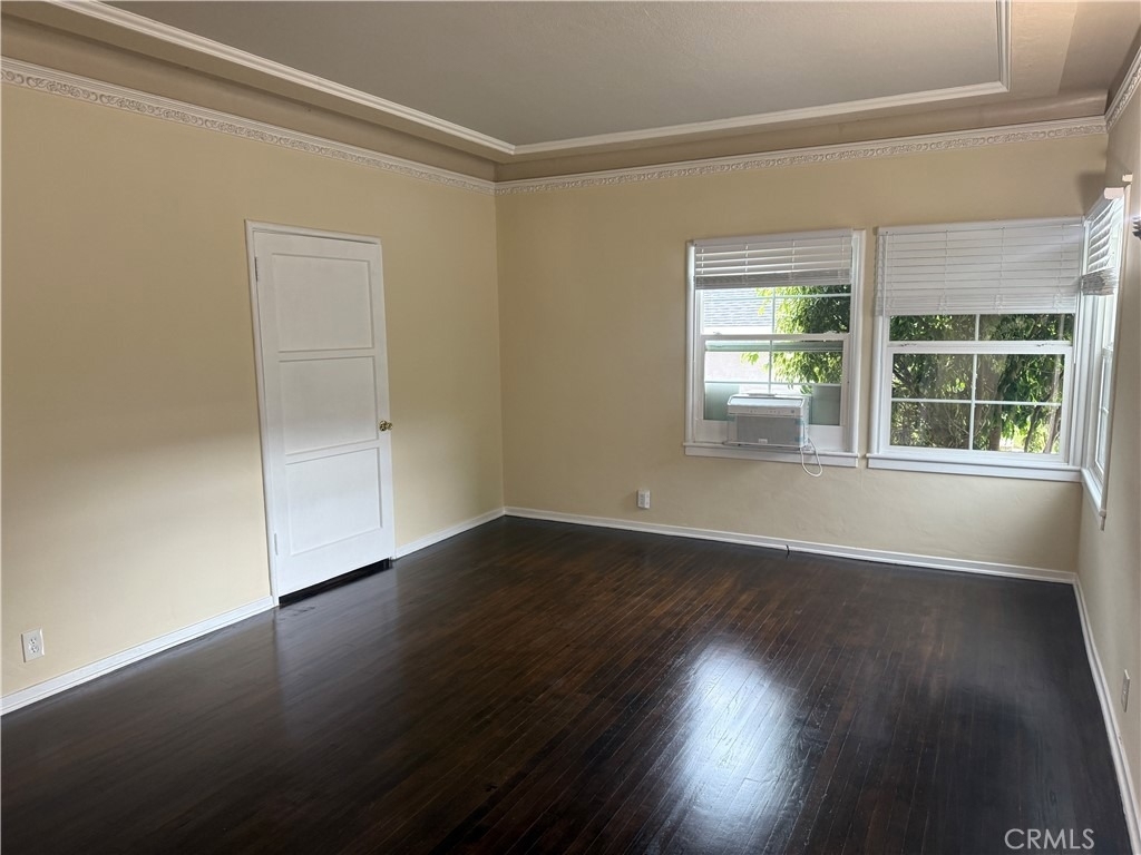 122 S Encinitas Avenue - Photo 1