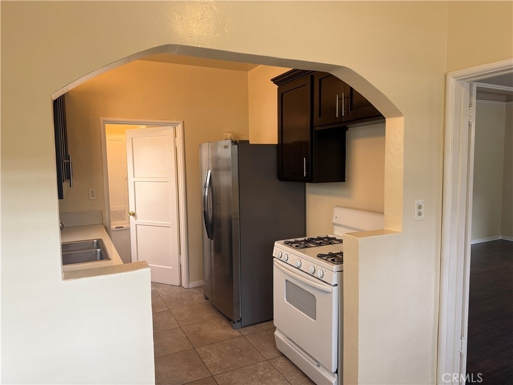 122 S Encinitas Avenue - Photo 4