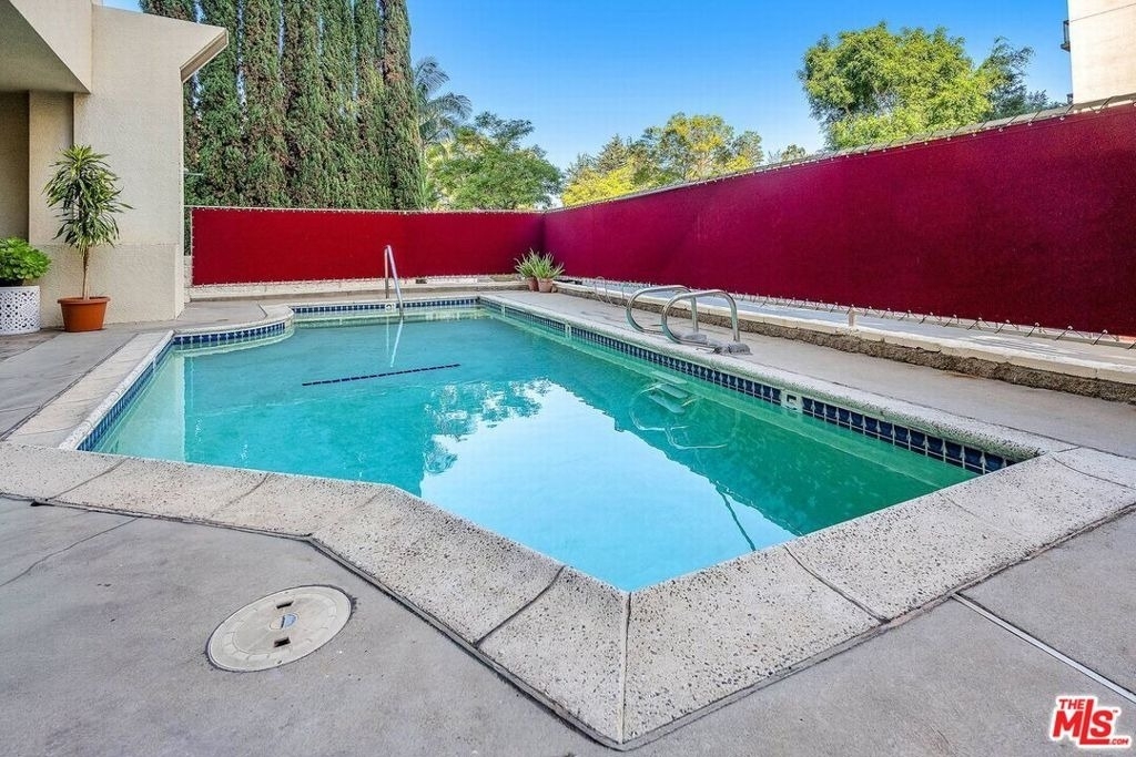 10751 Wilshire Boulevard - Photo 15