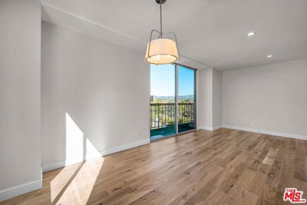 10751 Wilshire Boulevard - Photo 4
