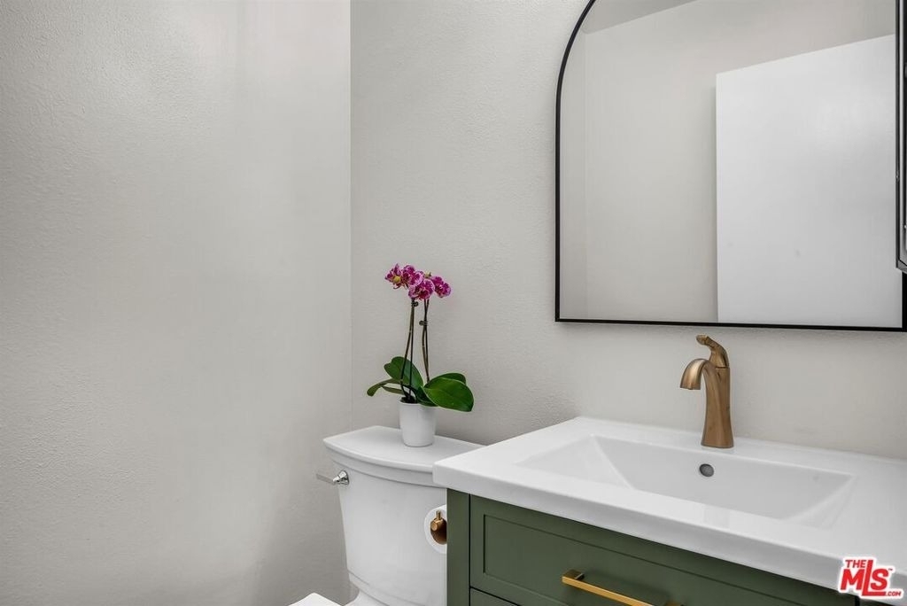 10751 Wilshire Boulevard - Photo 8
