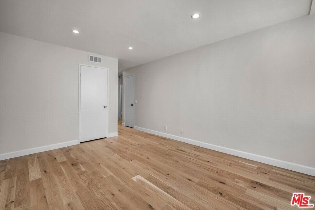 10751 Wilshire Boulevard - Photo 11