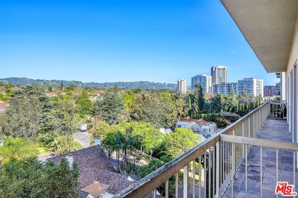 10751 Wilshire Boulevard - Photo 17