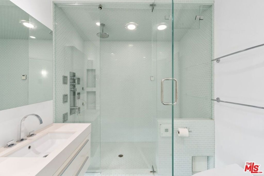 10645 Wilshire Boulevard - Photo 25