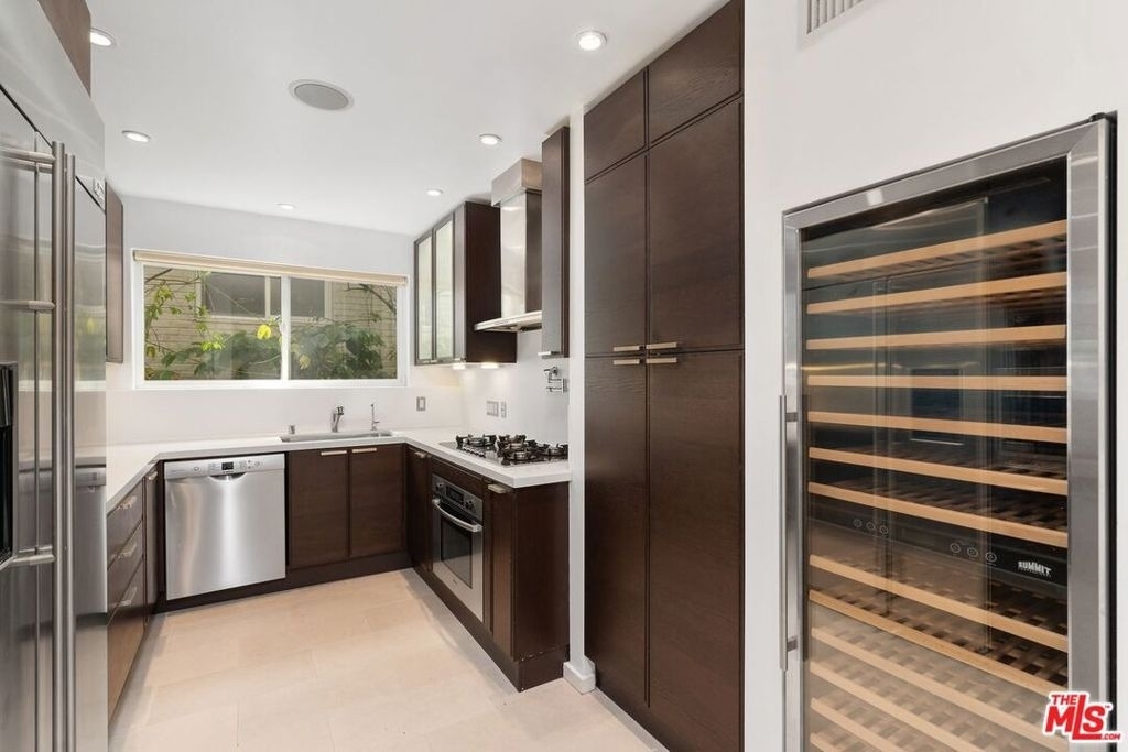 10645 Wilshire Boulevard - Photo 14
