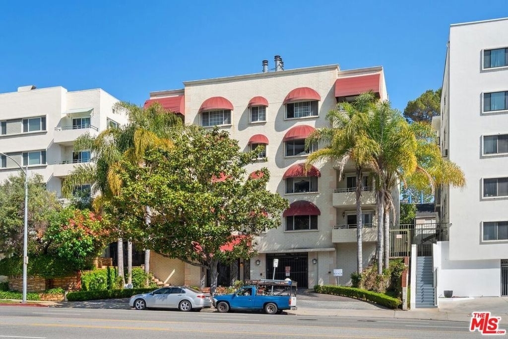 10645 Wilshire Boulevard - Photo 33
