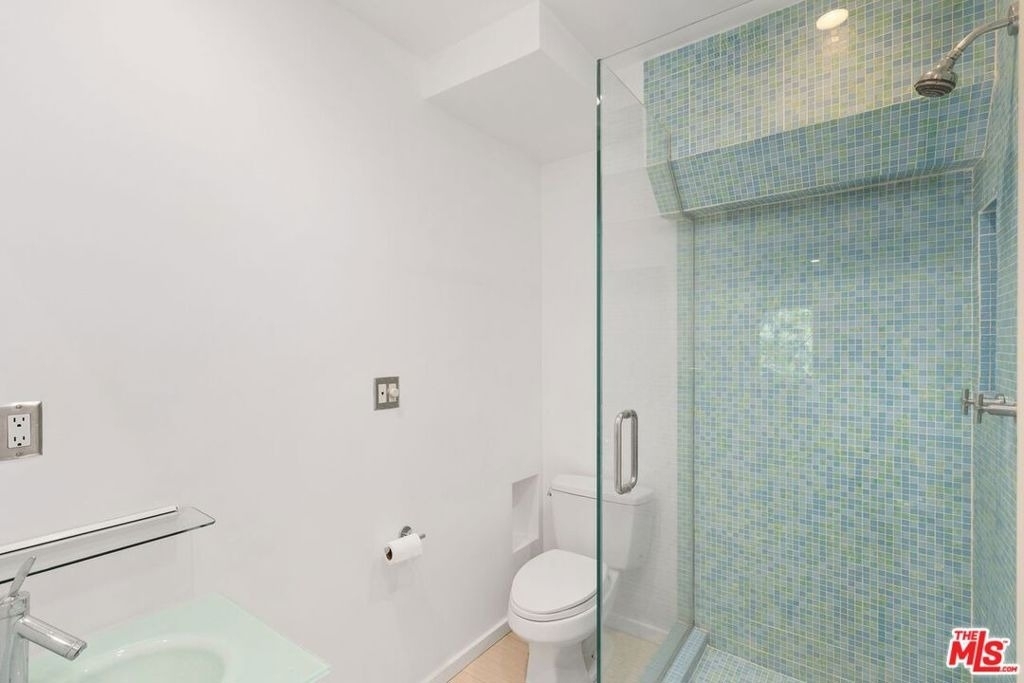 10645 Wilshire Boulevard - Photo 30