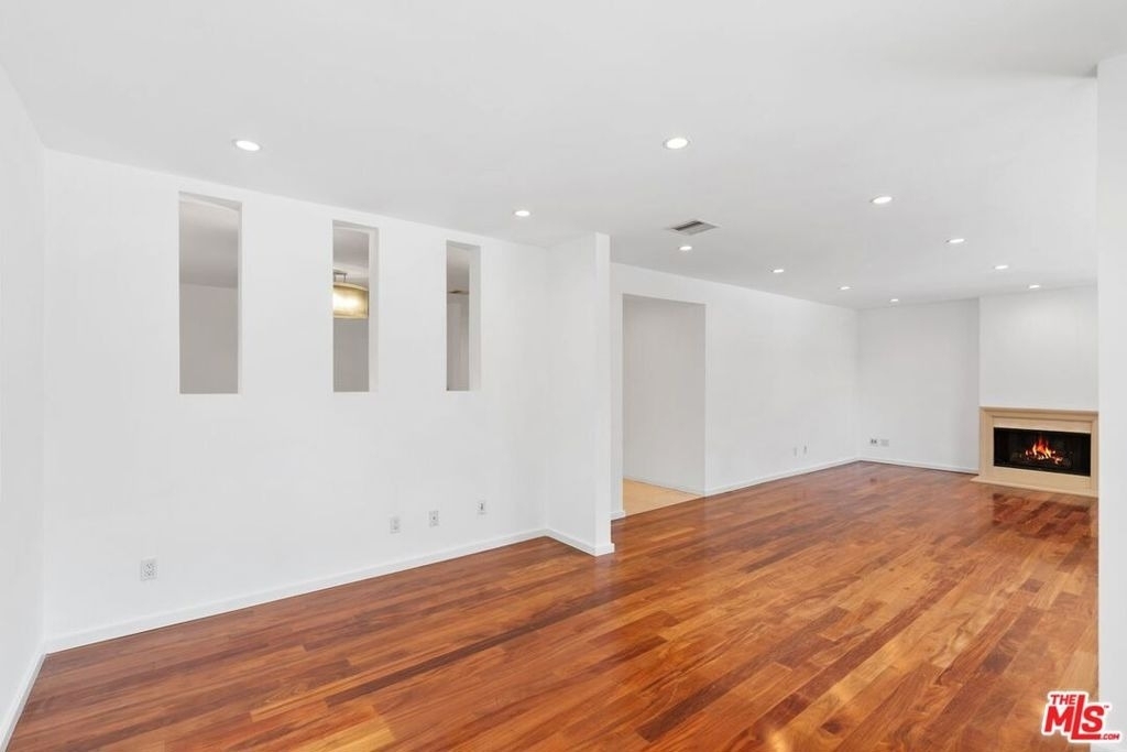 10645 Wilshire Boulevard - Photo 8
