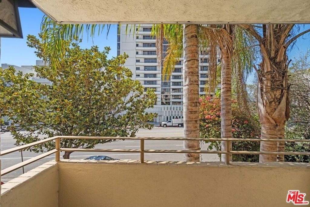 10645 Wilshire Boulevard - Photo 4