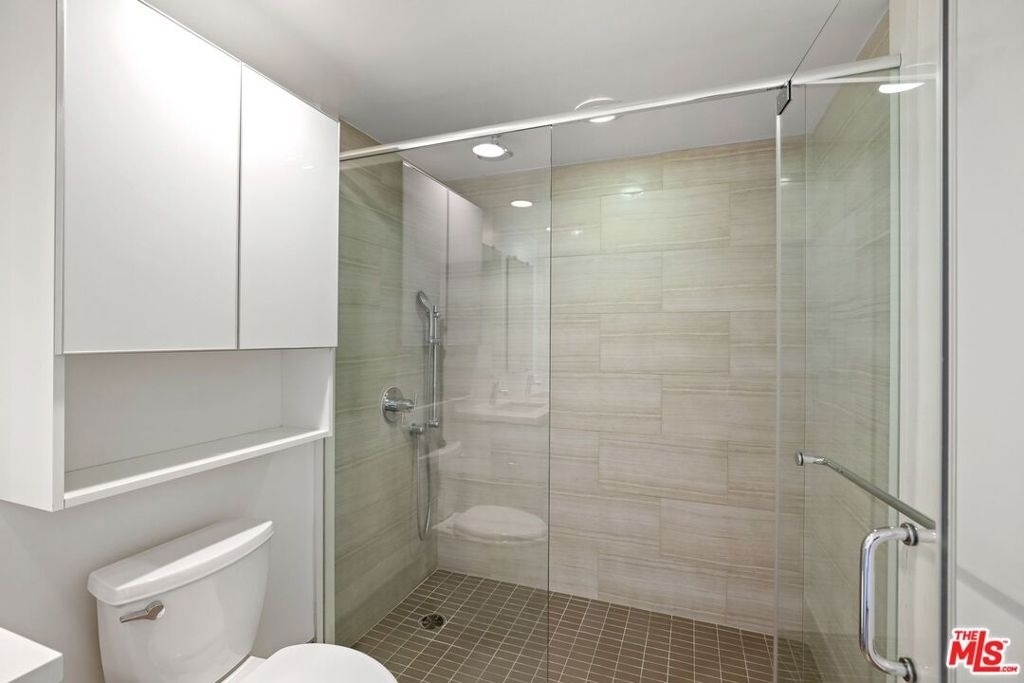 1301 Brockton Avenue - Photo 8