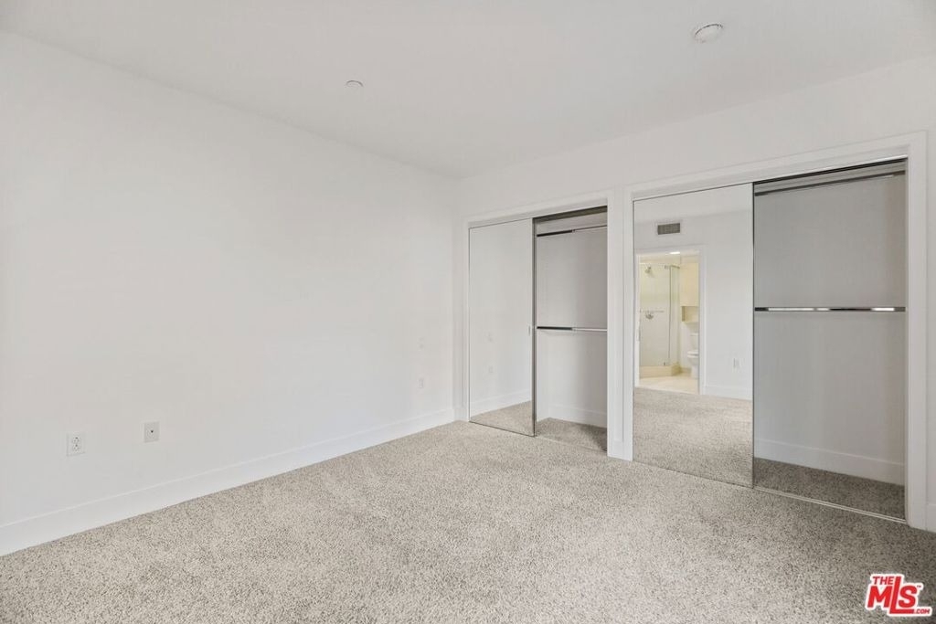 1539 Beloit - Photo 9