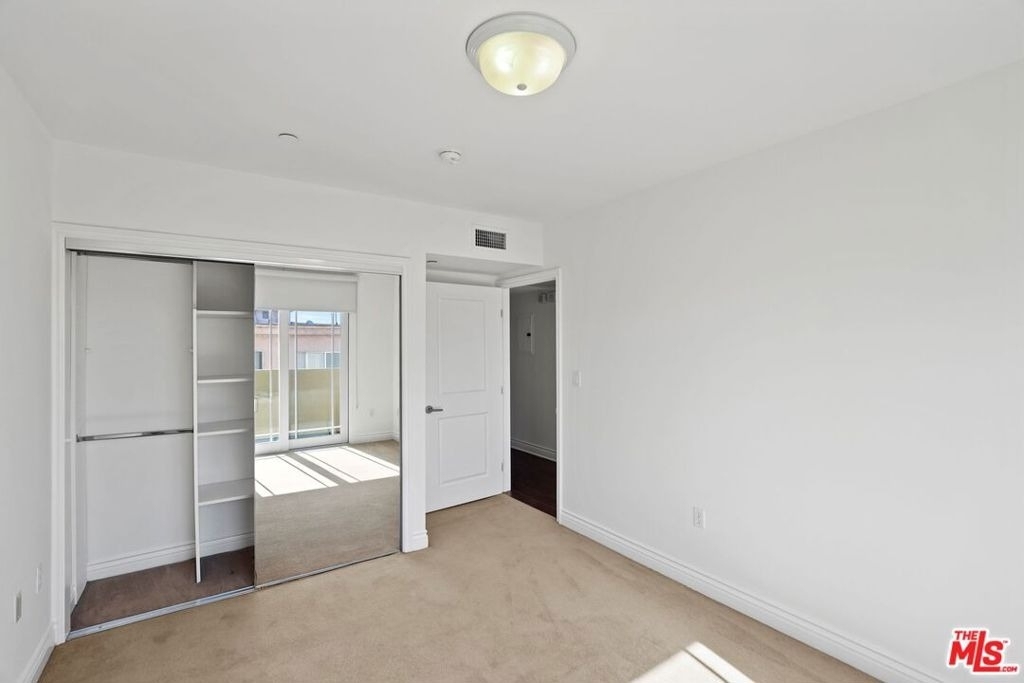 11346 Iowa Avenue - Photo 11