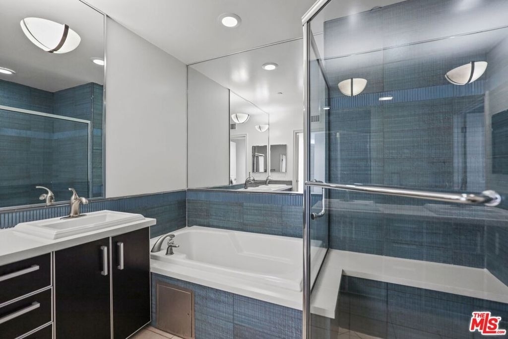 11346 Iowa Avenue - Photo 5