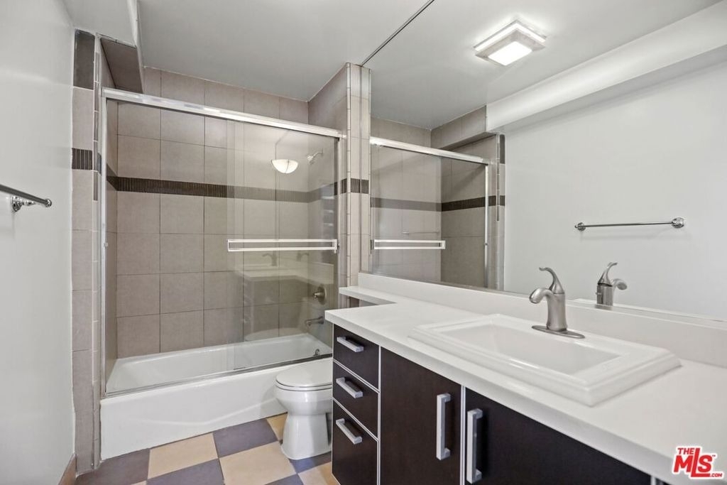 11346 Iowa Avenue - Photo 9