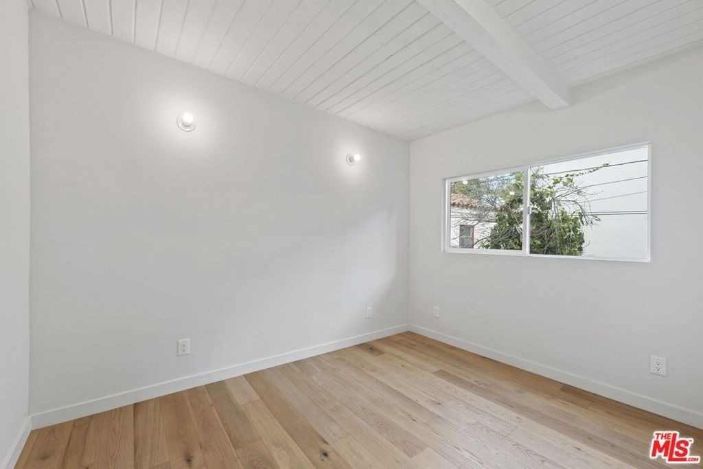 2210 Echo Park Avenue - Photo 9