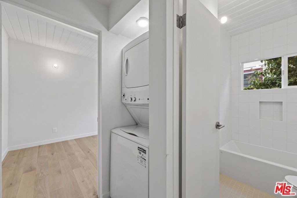 2210 Echo Park Avenue - Photo 7