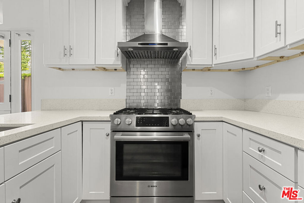 838 Hilldale - Photo 10