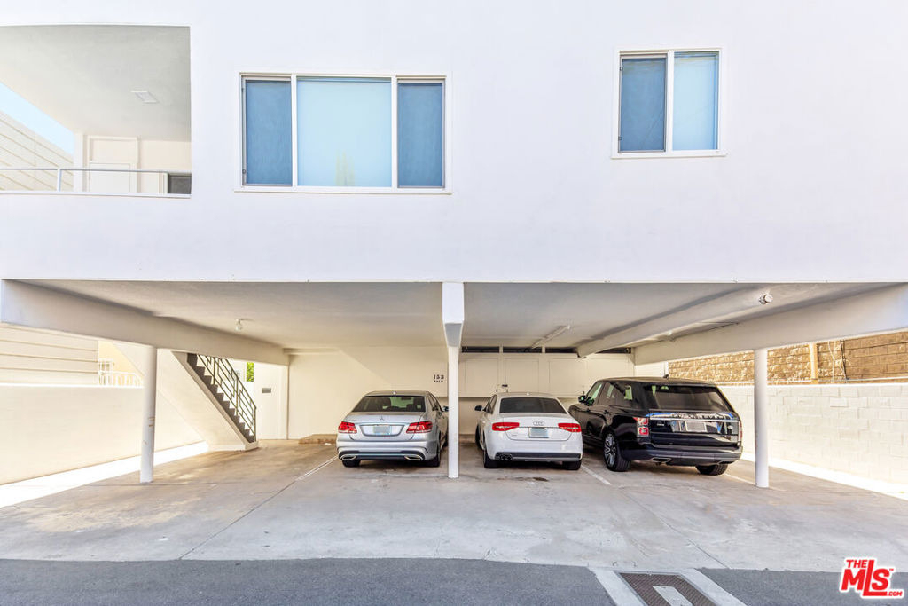 153 S Palm Drive - Photo 34