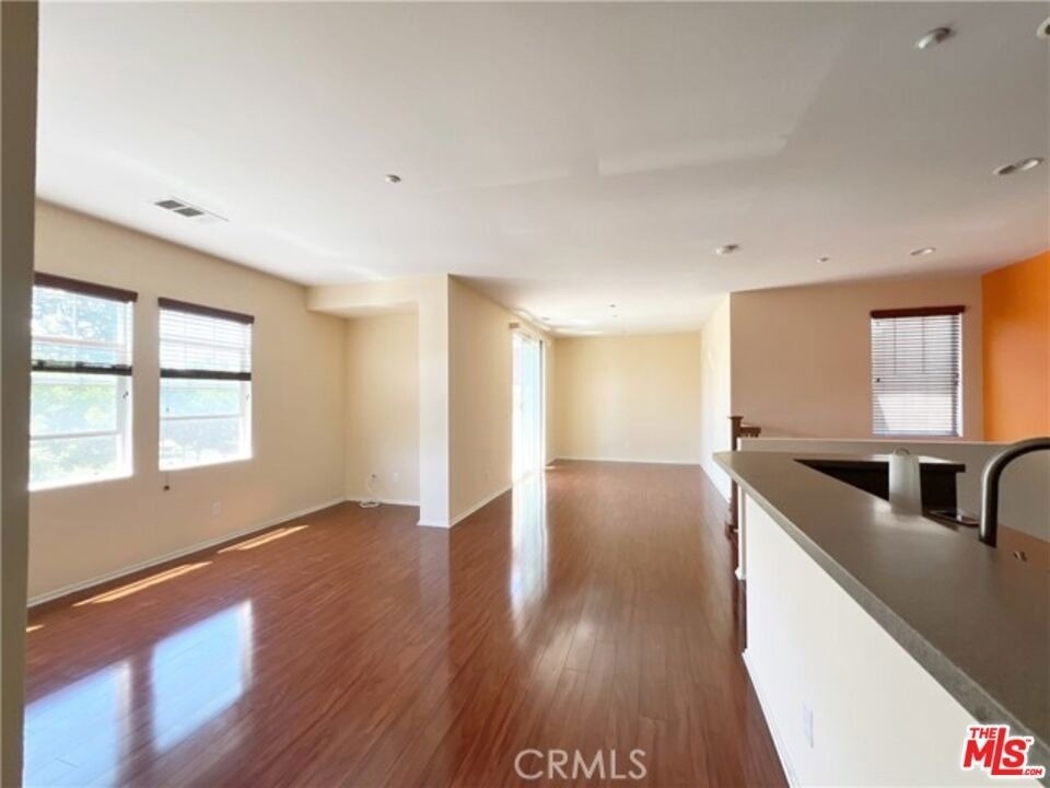 10375 Church Street - Photo 5