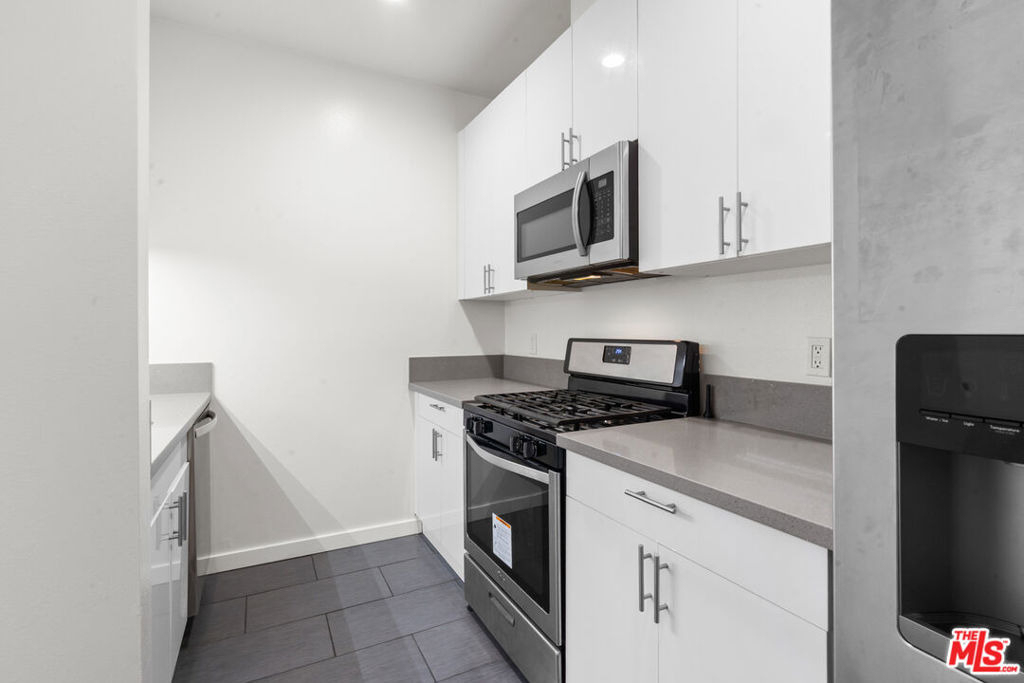 424 S Westmoreland Avenue - Photo 14