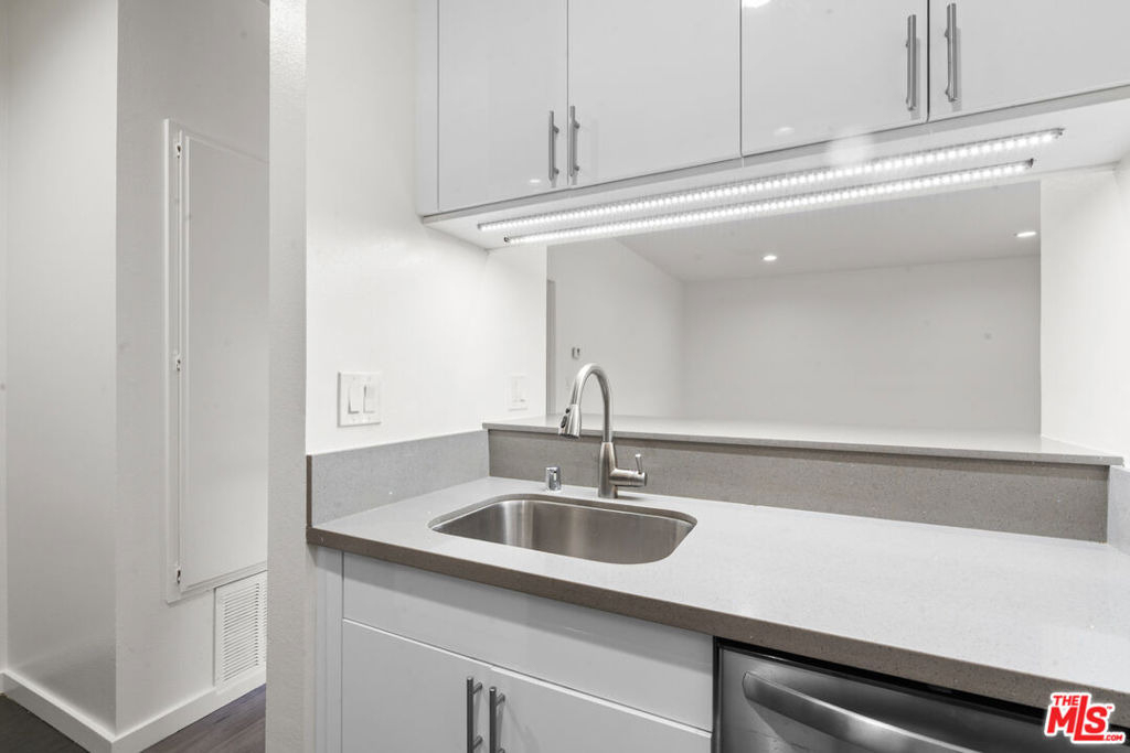 424 S Westmoreland Avenue - Photo 15