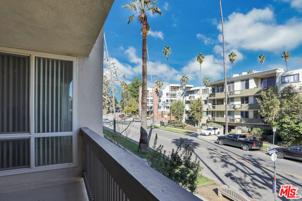 809 S Bundy Drive - Photo 10