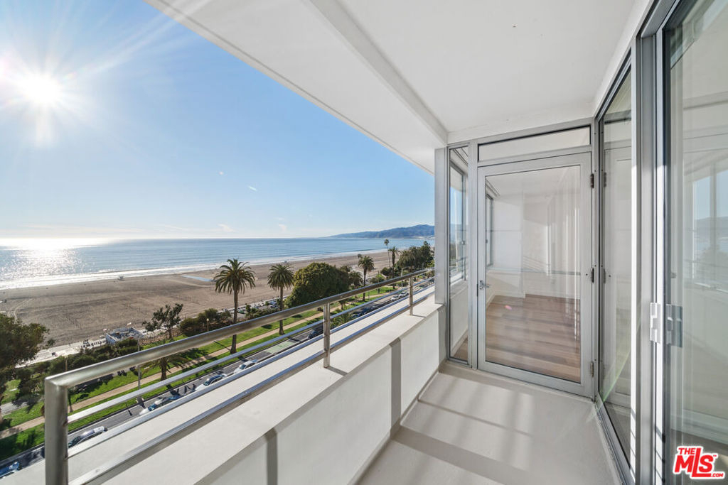 1221 W Ocean Avenue - Photo 10