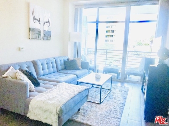 1241 5th Street - Photo 4