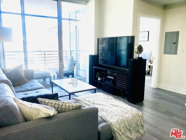 1241 5th Street - Photo 9