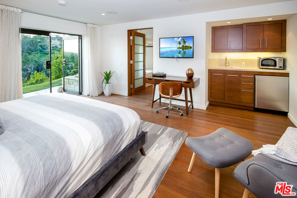 1131 Miradero Road - Photo 30