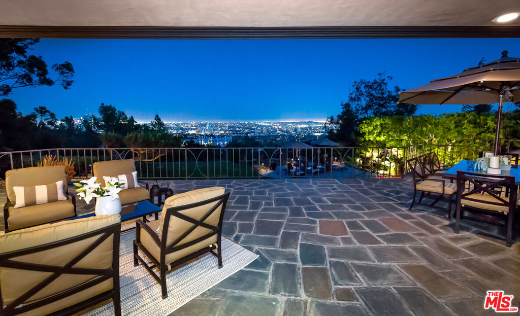 1131 Miradero Road - Photo 33