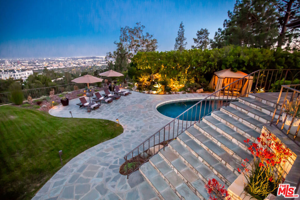1131 Miradero Road - Photo 35