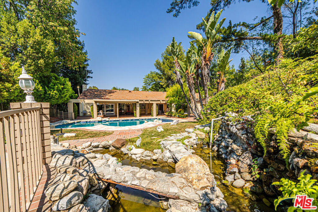 18022 Lake Encino Drive - Photo 38