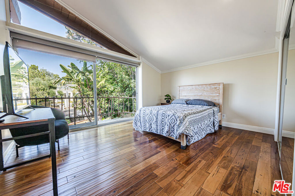 18022 Lake Encino Drive - Photo 22