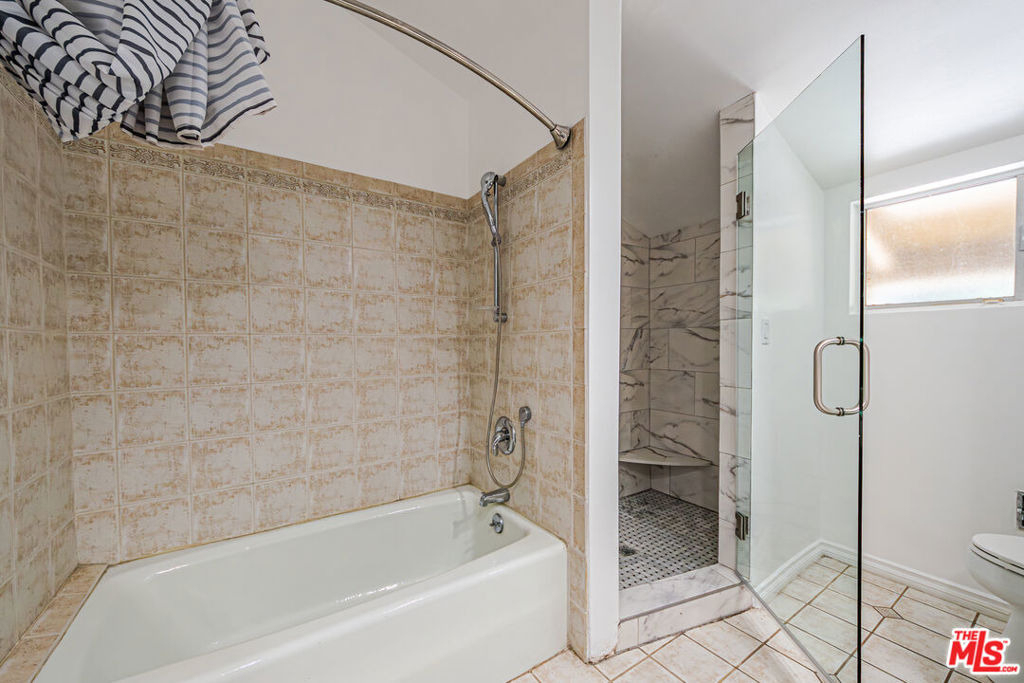 18022 Lake Encino Drive - Photo 26