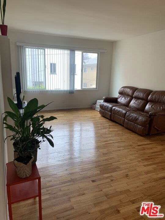 1470 S Sherbourne Drive - Photo 0